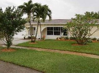 8880 NW 7th St, Pembroke Pines, FL 33024