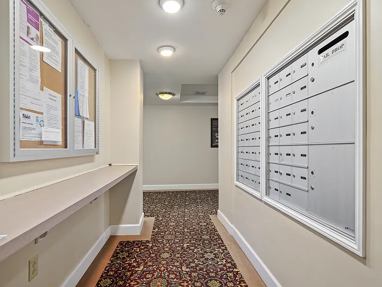 107 Sutton Dr #107 — Photo 9