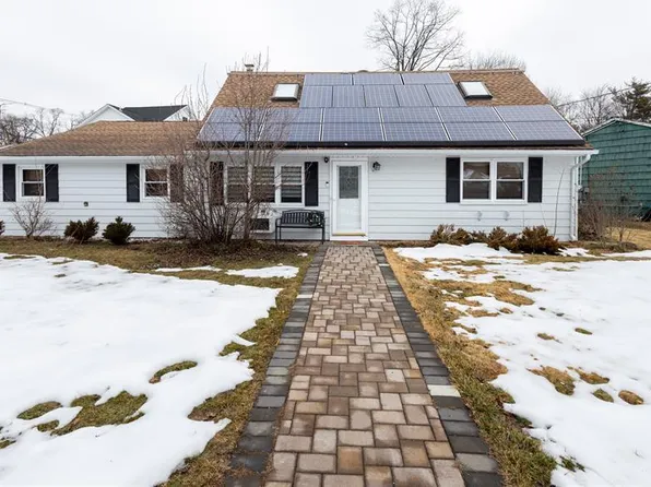 5 Ferndale Rd, Wayne, NJ 07470