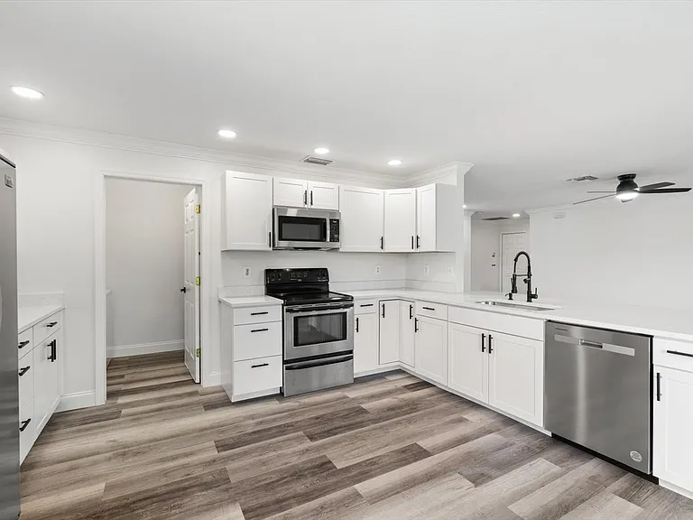 2164 Shilo St — Photo 4