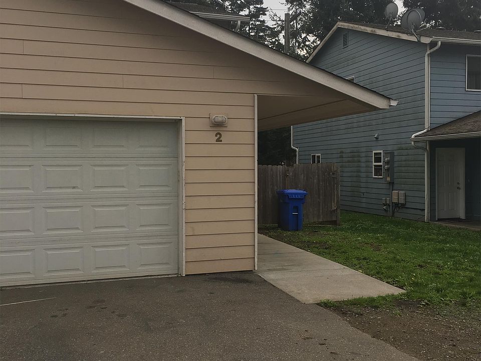 1st image of 760 NW Paragon Pl #1
