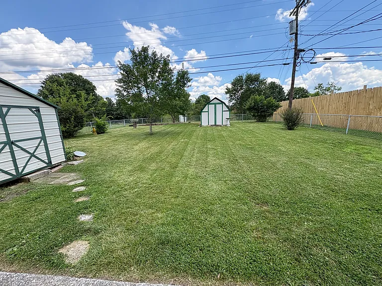 Valley View Dr — Photo 5