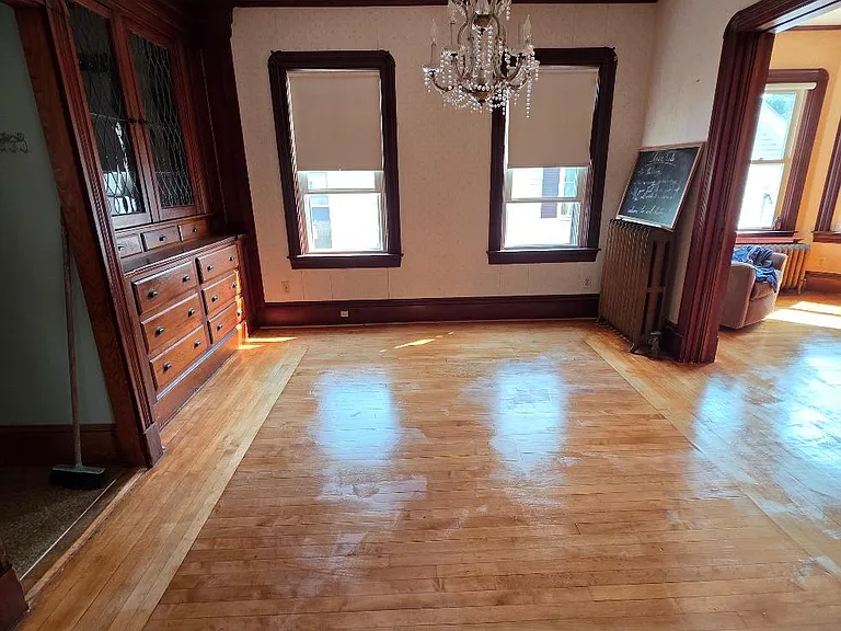 547 Robeson St #2 — Photo 6