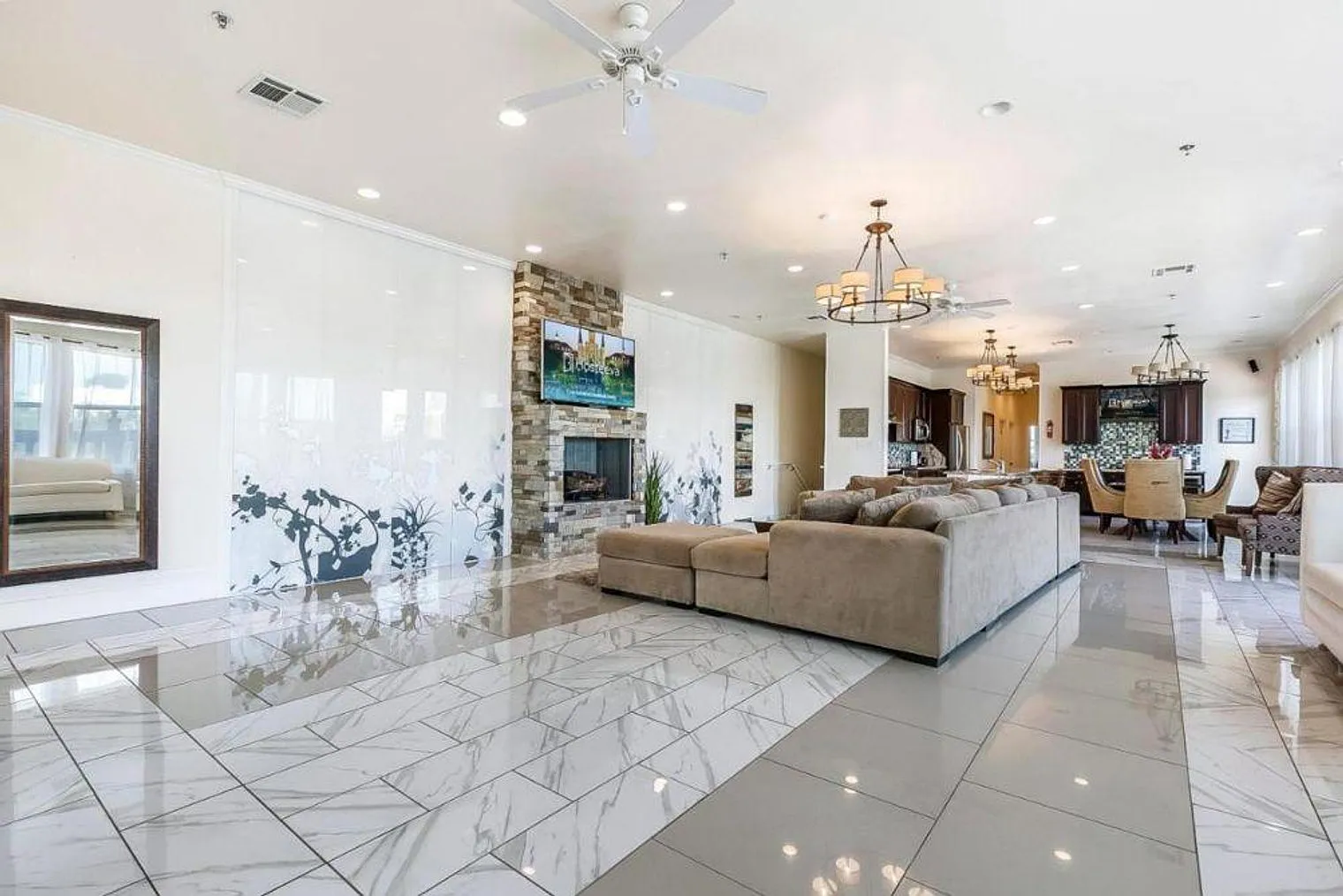 3 bed, 3.0 bath, 3498 sqft, $12,361 — Photo 2