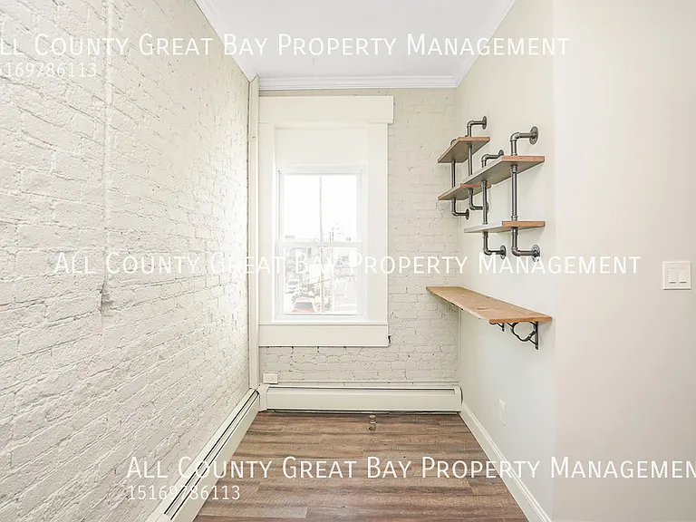 8 Railroad Ave #4 — Photo 14