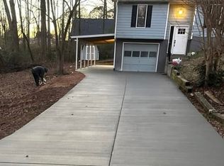 2970 Winchester Dr, Cumming, GA 30041