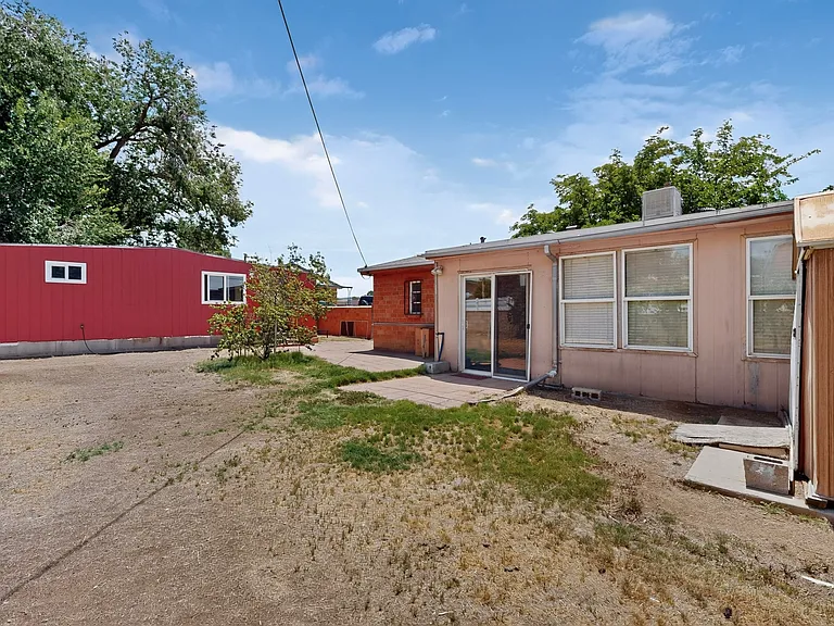 8715 Menaul Blvd NE — Photo 30