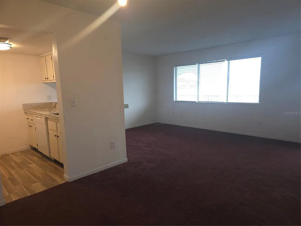 2 bed, 2.0 bath, 835 sqft, $1,350 — Photo 3