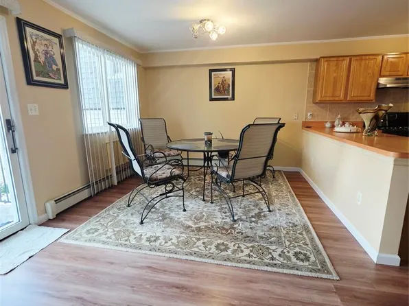 168 Beach 96th Street image 8 of 33