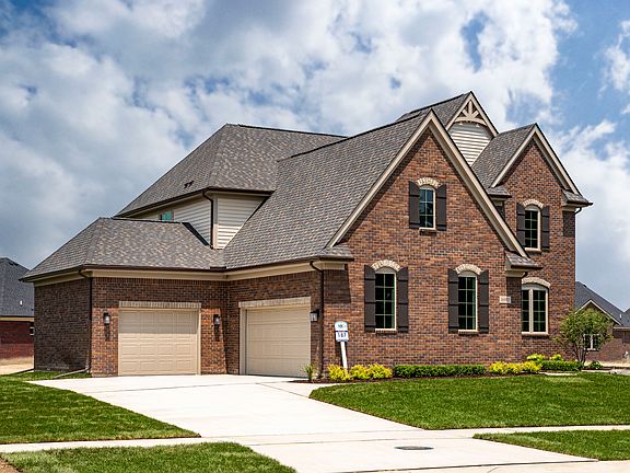 3rd image of 55641 Laurel Oaks Ln