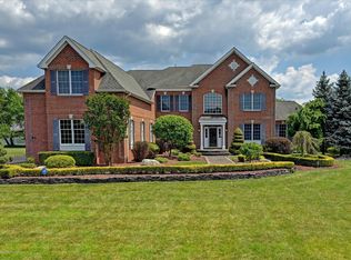 83 Tricentennial Dr, Freehold, NJ