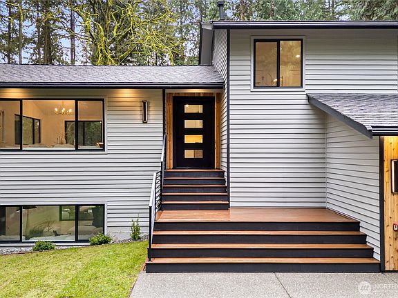 3rd image of 22911 57th Avenue SE