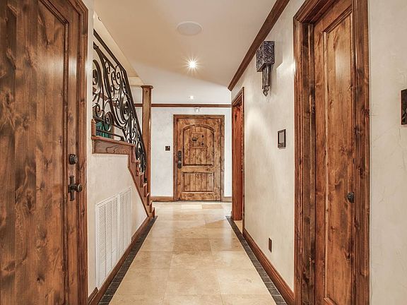 4th image of 8314 Country Side Dr