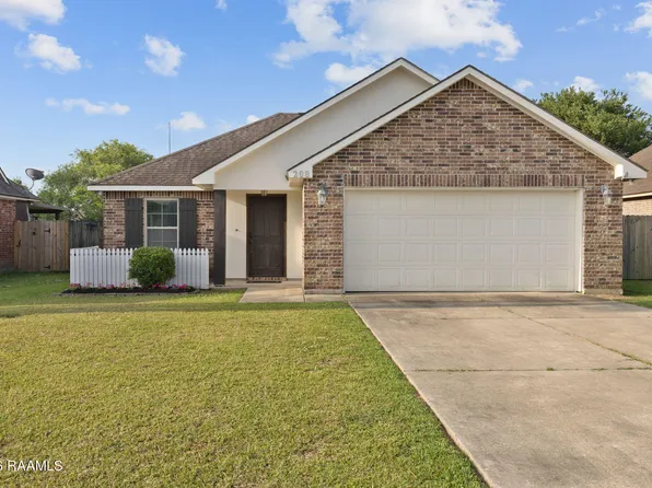 208 Hill Ridge Dr, Youngsville, LA 70592