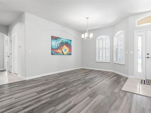 5th image of 23 Graham Woods Pl