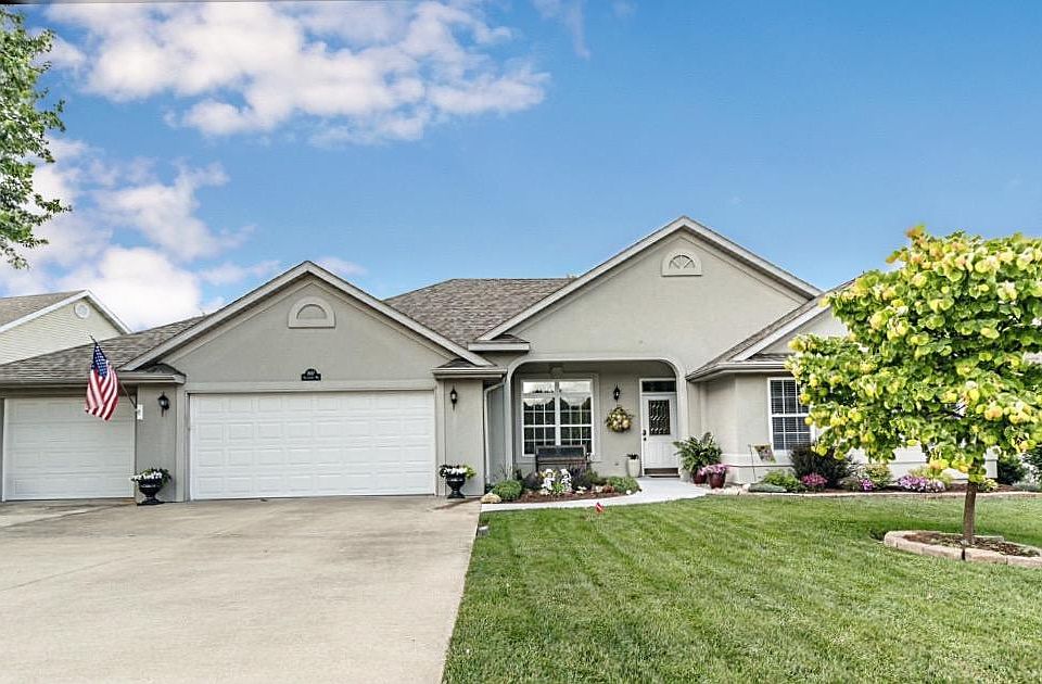 2nd image of 807 Shakertown Way
