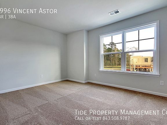 5th image of 2996 Vincent Astor Dr
