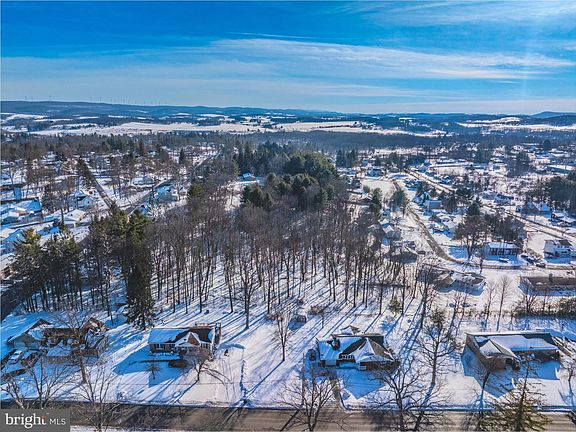 5th image of Dennett Rd