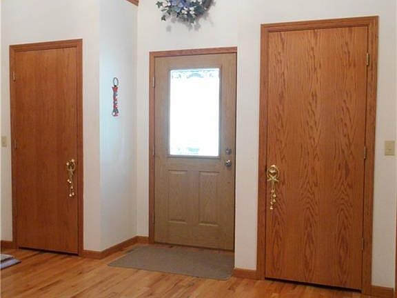 3rd image of 254 Oakmont Dr