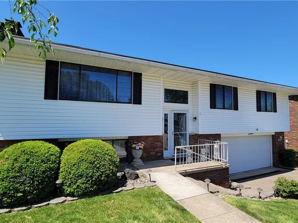 813 Brentwood Dr, Belpre, OH 45714