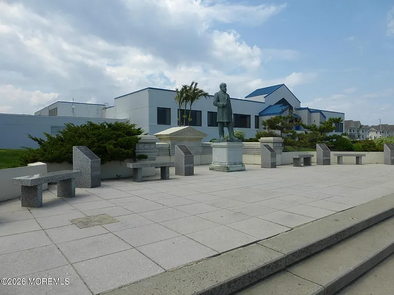 11 Cooper Ave #107 — Photo 23