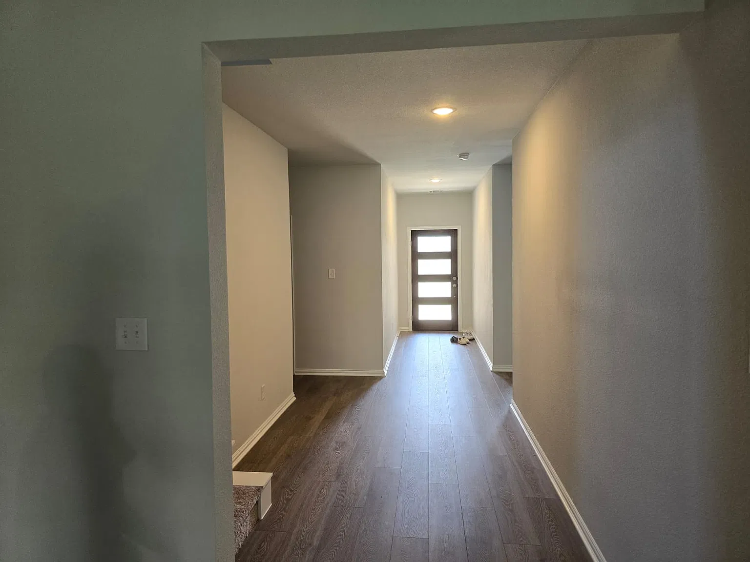 5 bed, 2908 sqft, $2,700 — Photo 2