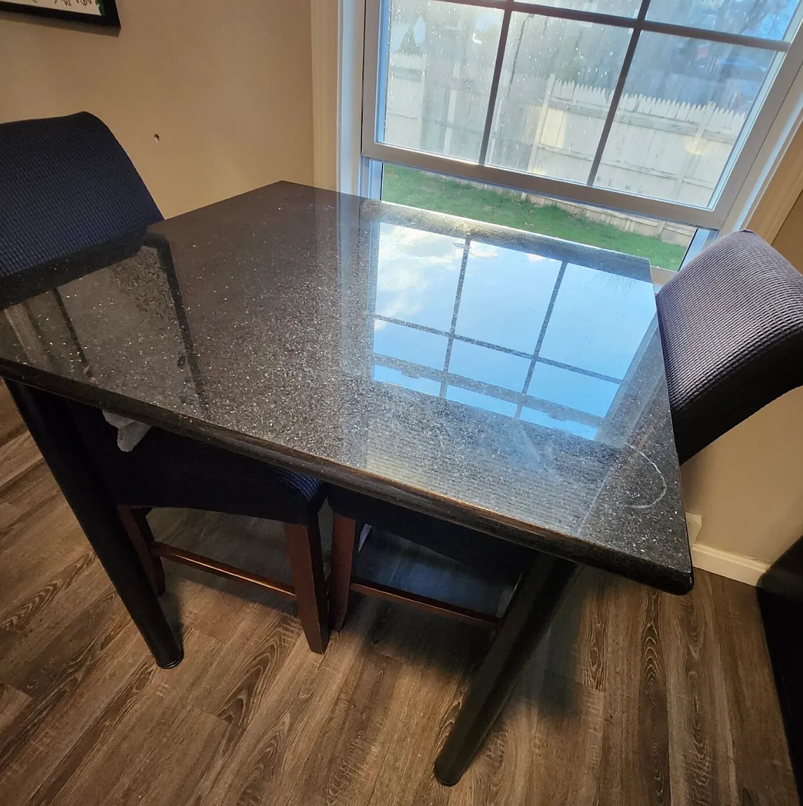 2 bed, 800 sqft, $2,750 — Photo 3