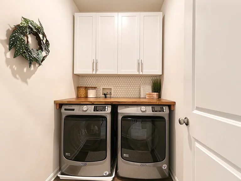 2050 Hinshaw Dr — Photo 39