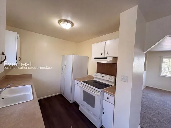 1456 Bonita Dr — Photo 3