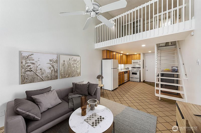 5th image of 1000 Union Street #412