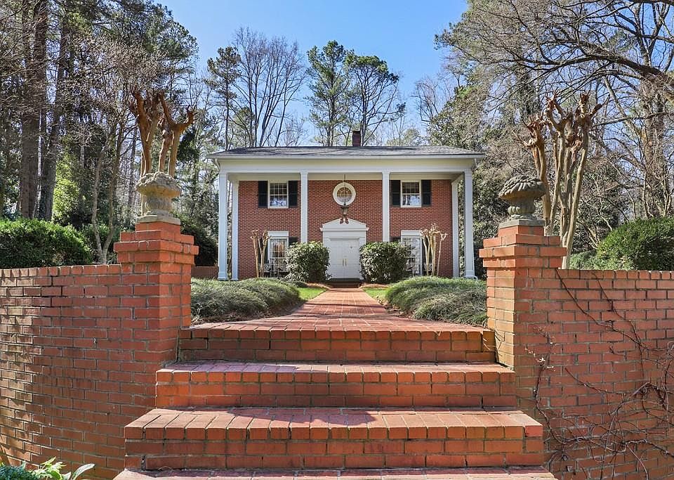 1st image of 392 Chinquapin Dr