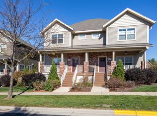 33 Sinatra Way, Fitchburg, WI 53711