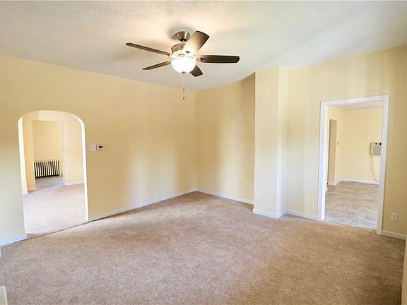 3rd image of 40 Avenue A