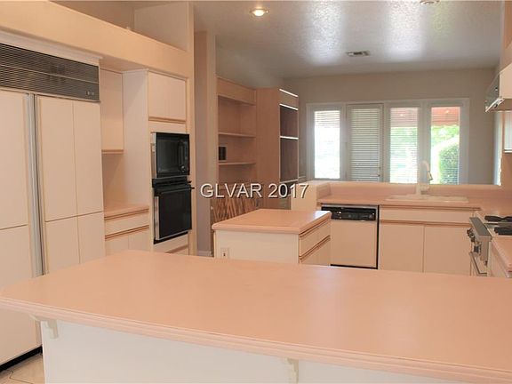 4th image of 8049 Pinnacle Peak Ave #0
