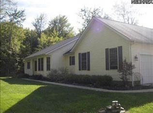 8510 Auburn Rd, Chardon, OH 44024