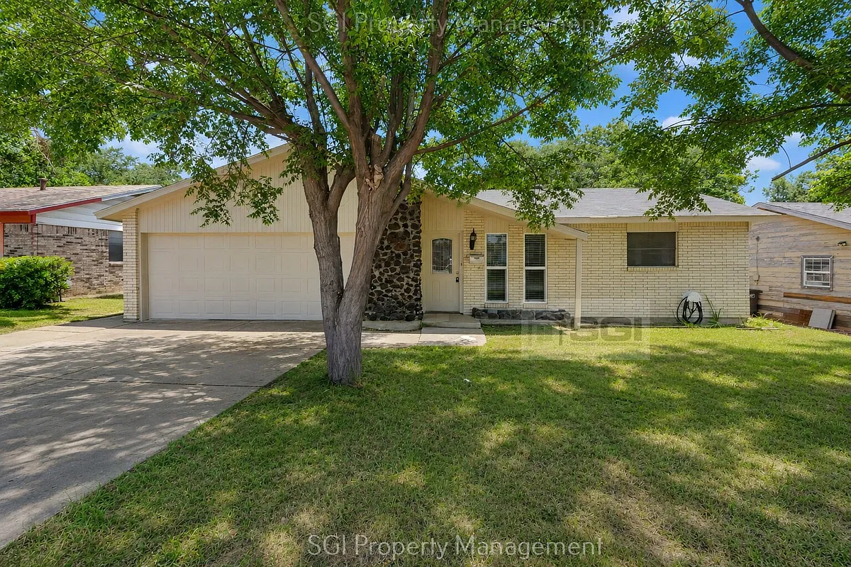 02_Haz2Haz_Pro_Lux_mls_05152026 - 4709 Fair Park Blvd