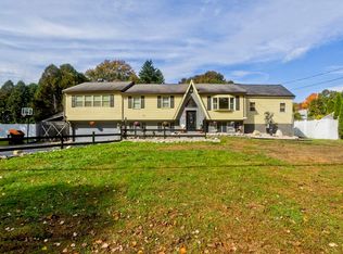 688 S West St, Feeding Hills, MA 01030