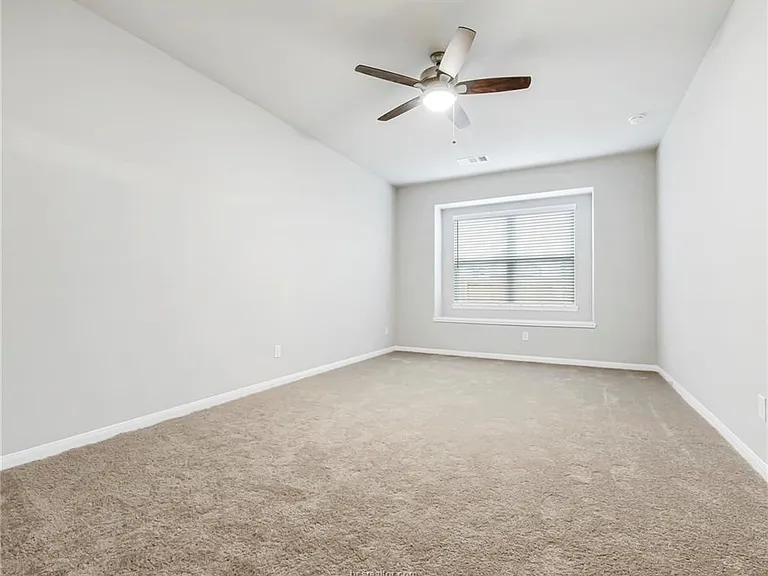 4717 Los Pines Way — Photo 7