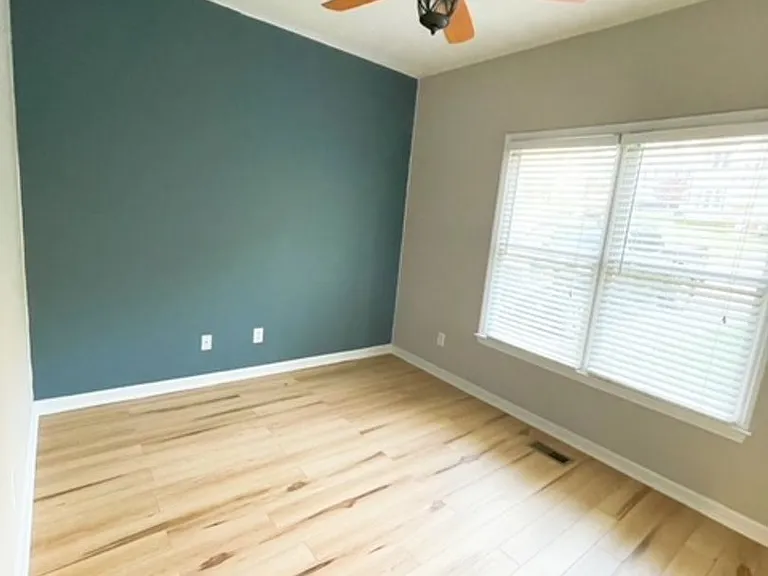 1624 Nesfield Pl — Photo 7