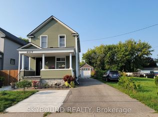 4617 Ferguson St, Niagara Falls, ON L2E2Z1