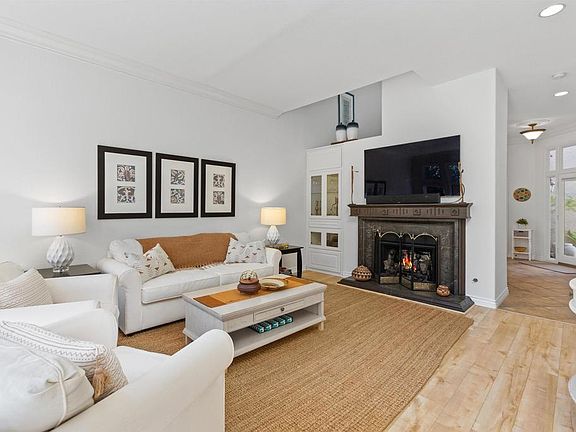 3rd image of 3626 Paseo Vista Famosa