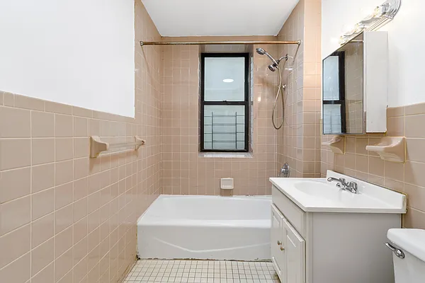 Sold by Douglas Elliman | media 15