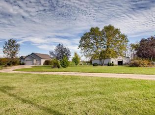 26105 Fairlawn Ave, Webster, MN 55088