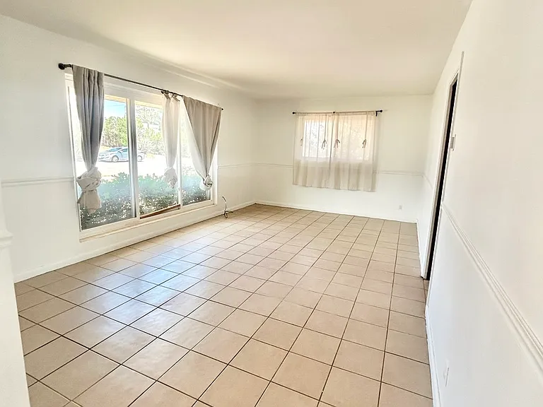2900 Polk Ave — Photo 7