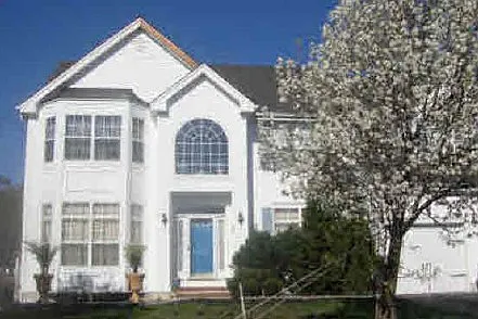 389 Leeward Rd photo 1