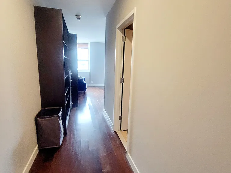 1100 Vine St #909 — Photo 9