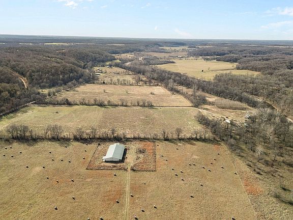 2nd image of 2057 &1671 Klondike Road