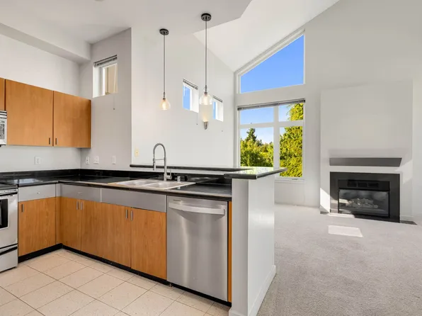 521 7th Ave APT 406, Kirkland, WA 98033