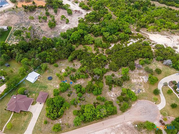 4th image of 1113 Cedar Ridge Rd