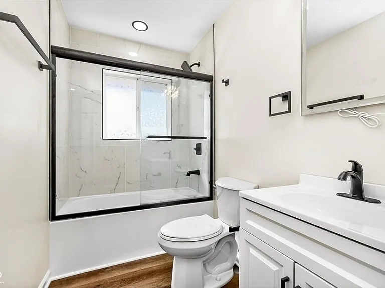 5625 Gateway Dr — Photo 11